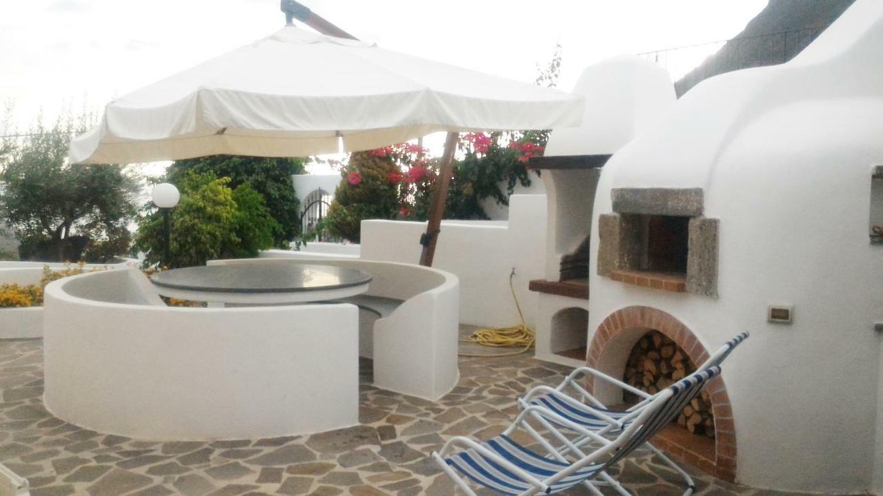 Case Vacanze Villa Lory Malfa  Zewnętrze zdjęcie